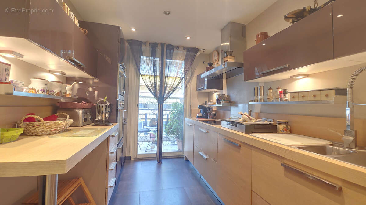 Appartement à LE CANNET