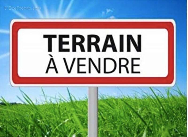 Terrain à FONTVIEILLE
