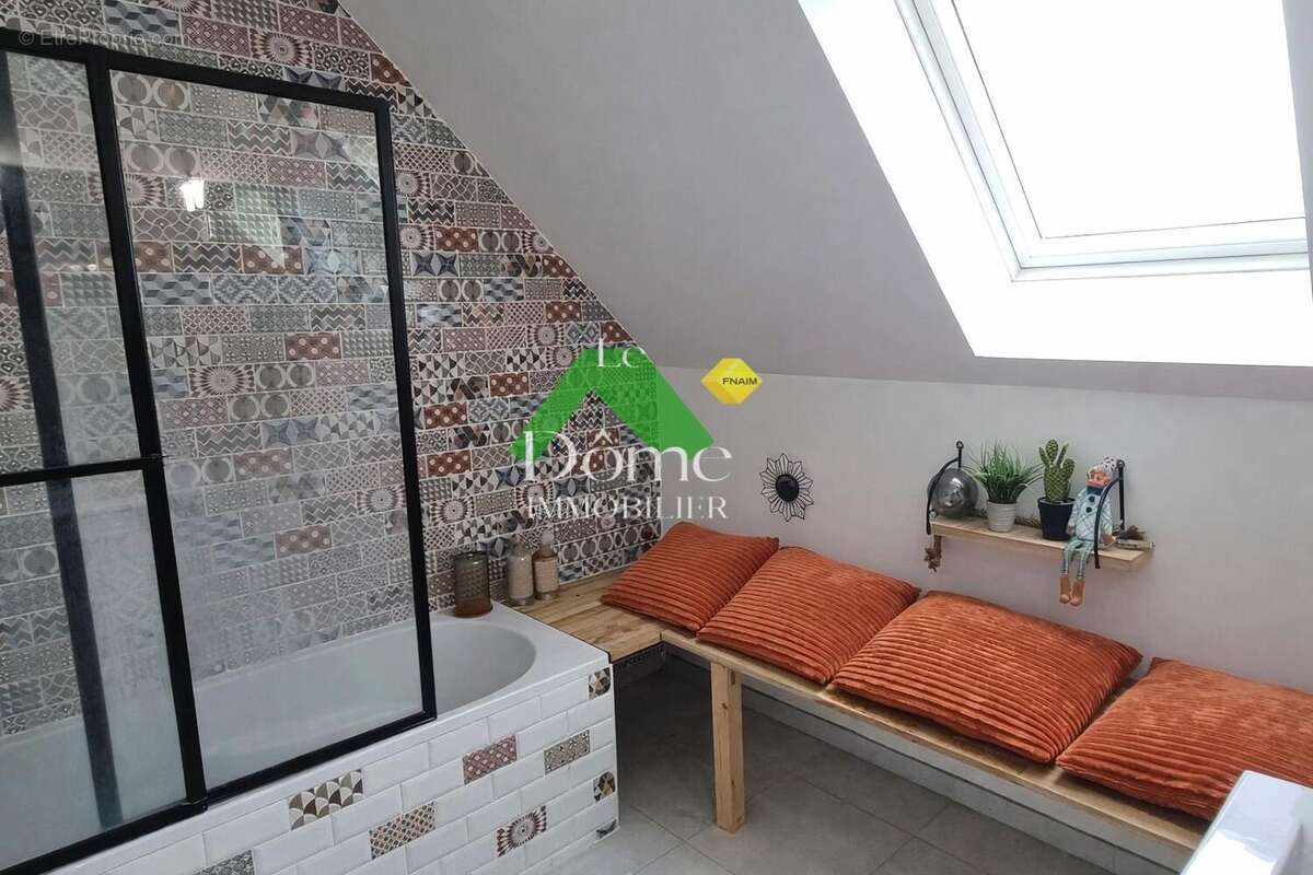 Maison à SAINT-CREPIN-IBOUVILLERS