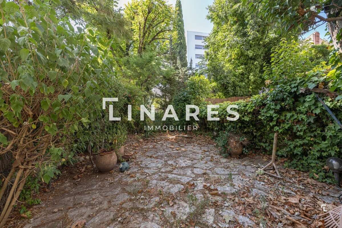LE PATIO VERT - Appartement T3 de 101 m2 - Terrasse - Jardin - 13008 - photo 3