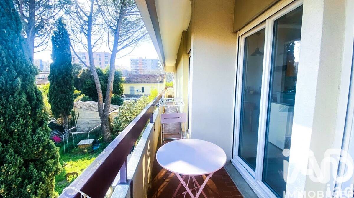 Photo 1 - Appartement à NIMES