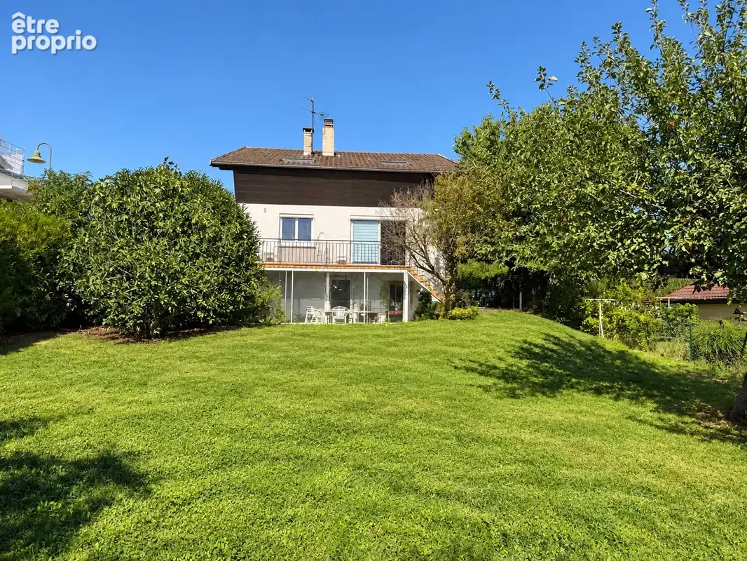 Appartement à VETRAZ-MONTHOUX