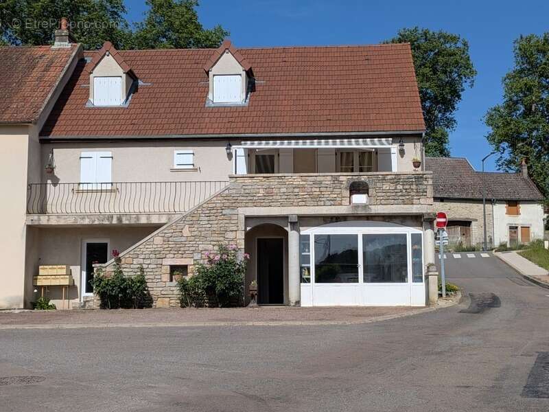 Maison à POUILLY-EN-AUXOIS