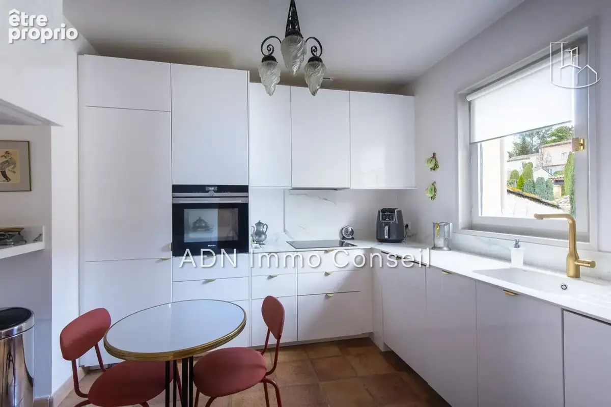 Maison 4 pièces 105 m² à vendre à Mallemort (13370) - photo 3