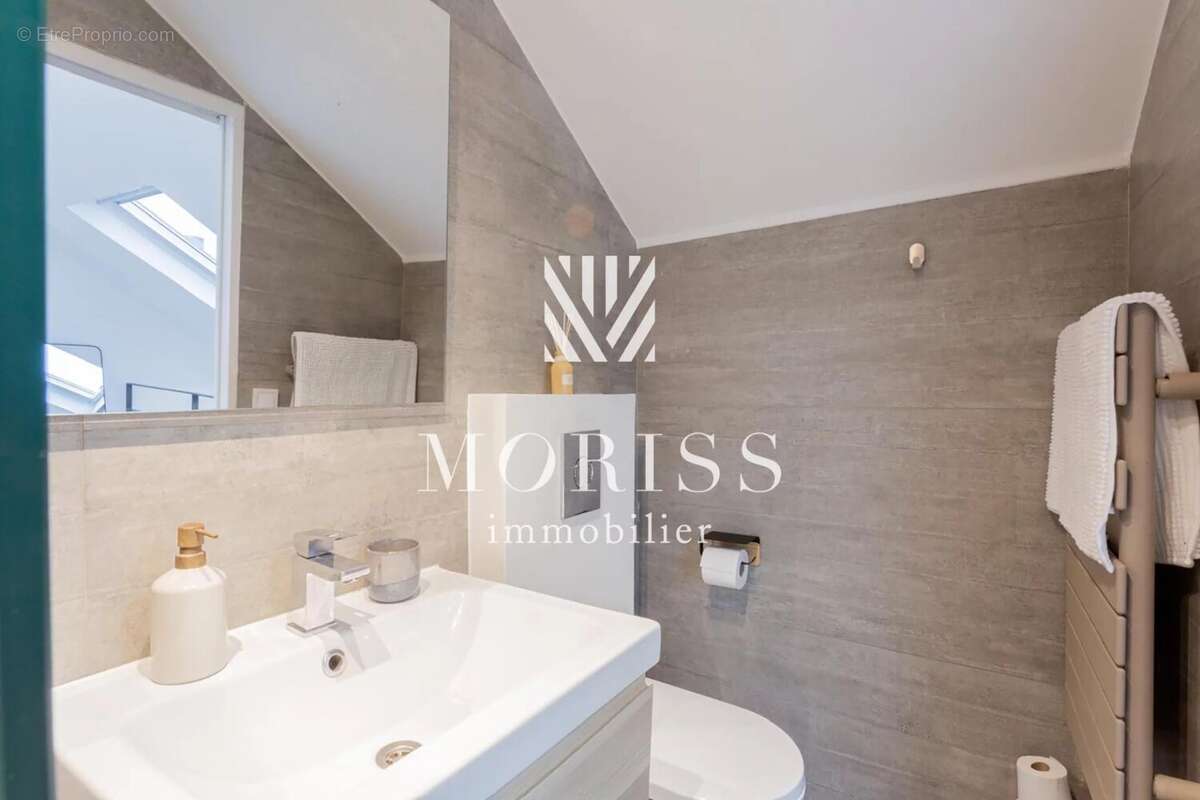 Appartement à PARIS-7E