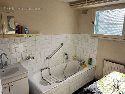 Maison à COLOMBIER-EN-BRIONNAIS