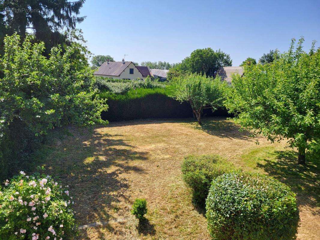 Maison à SAINT-AGIL