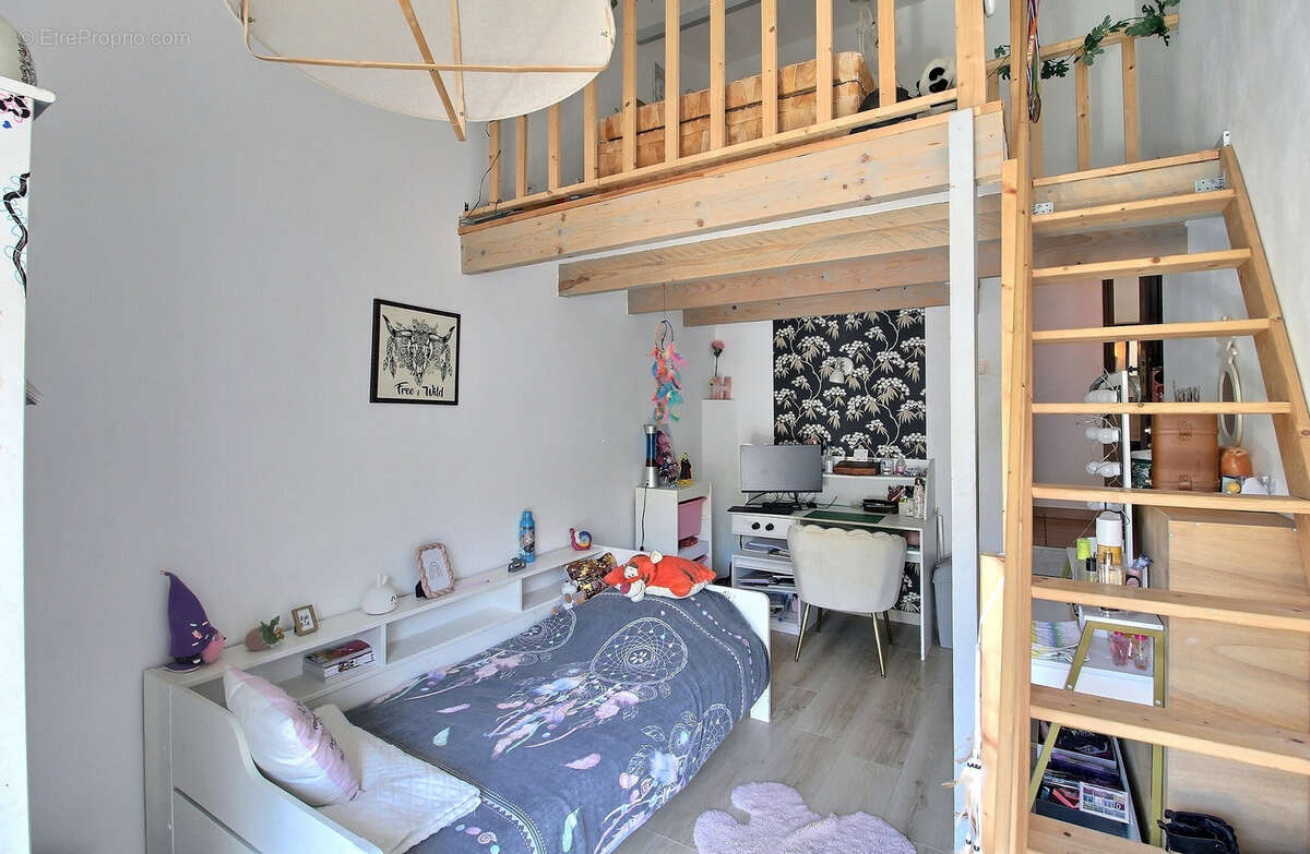 Maison à SAINT-MARTIN-DE-LONDRES