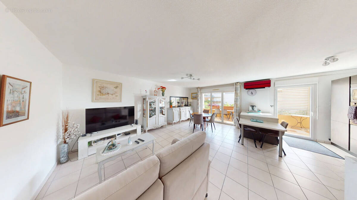 Appartement à SAINT-RAPHAEL