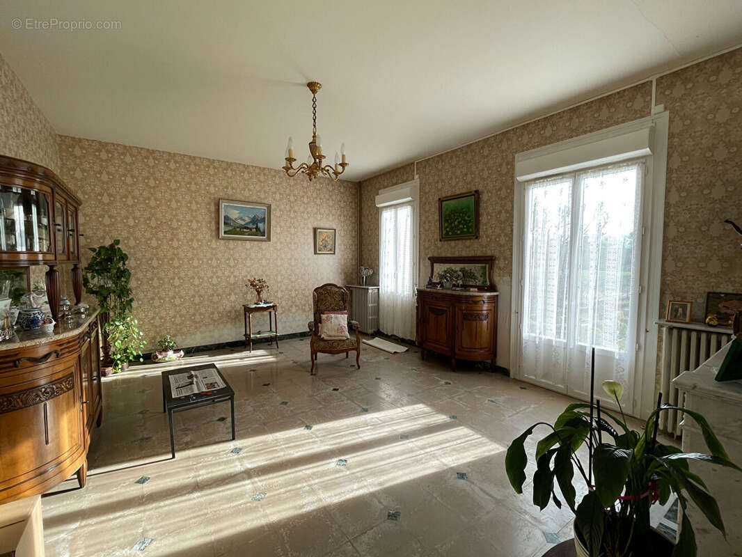 Maison à SAINT-ANTOINE-DE-BREUILH