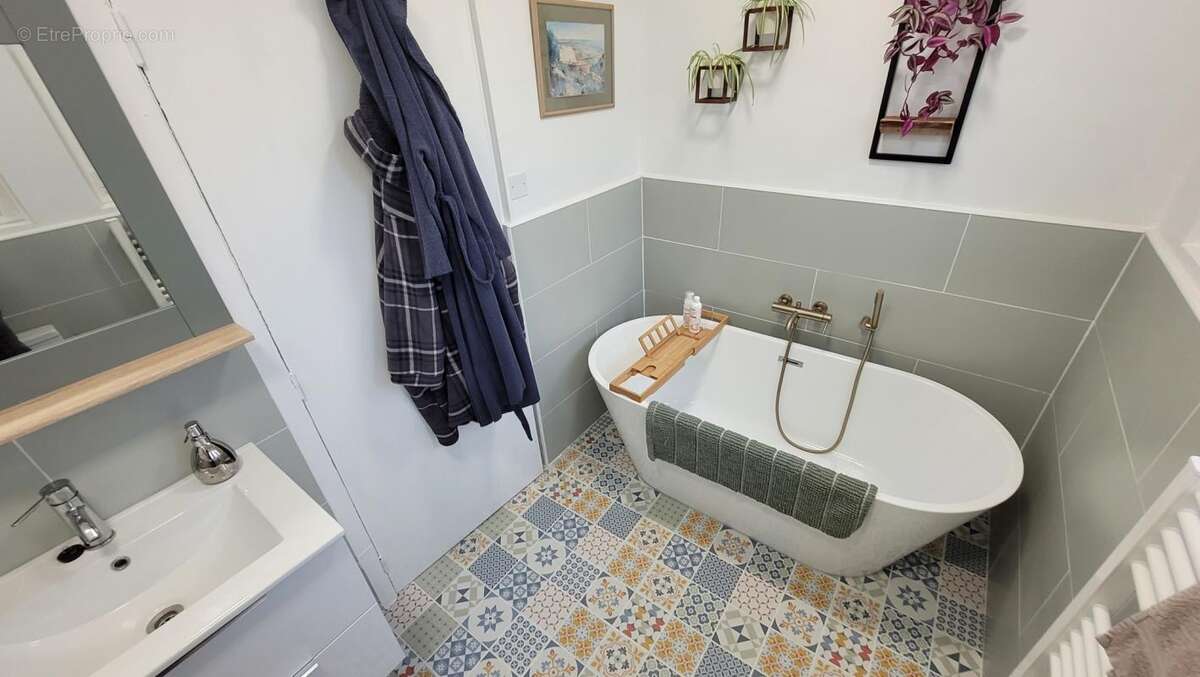 Maison à SAINT-MARTIN-DES-PRES