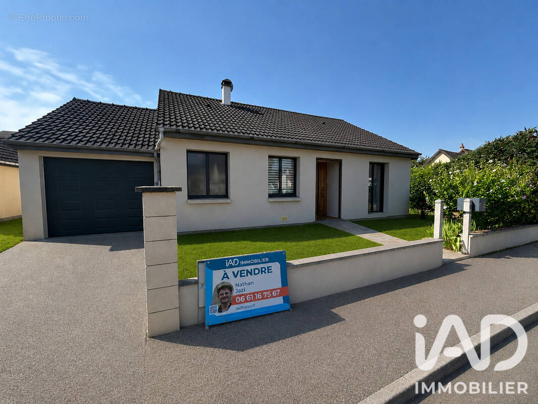 Photo 1 - Maison à SAINT-AMAND-MONTROND