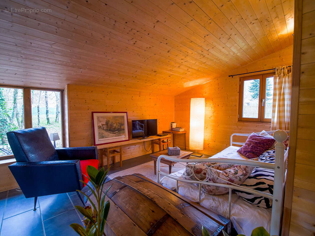 Maison à COMMENSACQ