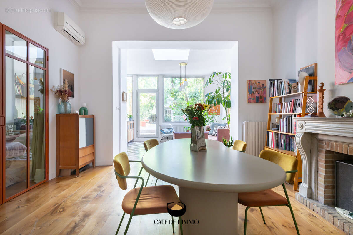 Appartement à MARSEILLE-6E