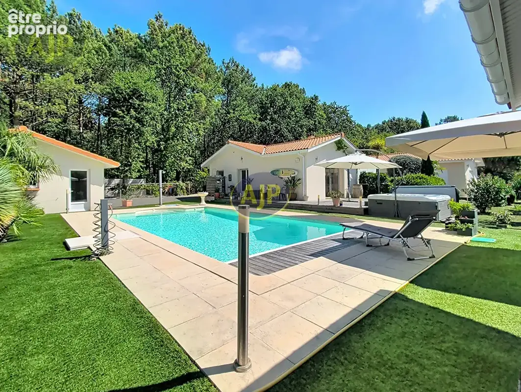 GRAYAN ET L'HÔPITAL proche SOULAC SUR MER : Propriété d'exception avec piscine et dépendance ? À 5 min des plages - photo 2