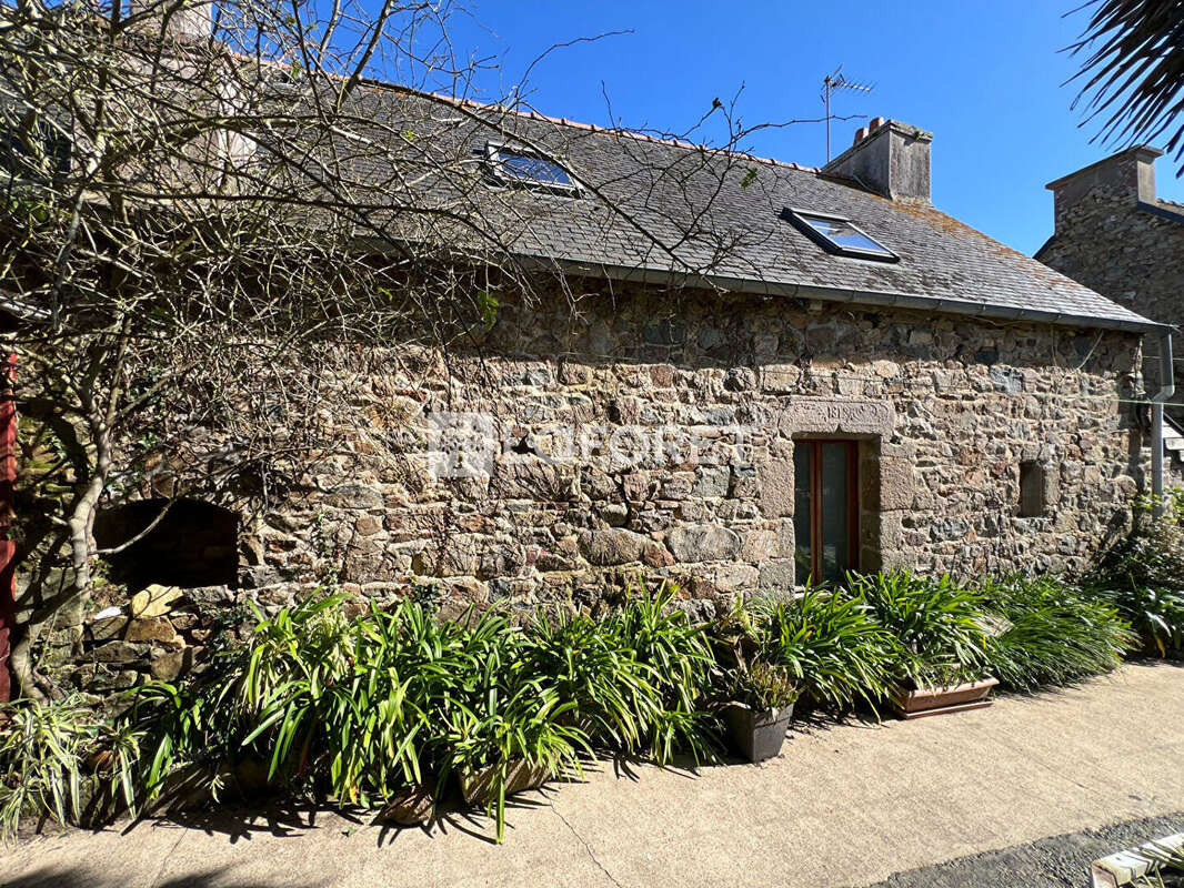 Maison à KERBORS