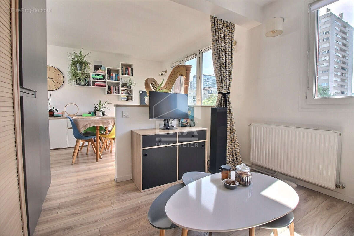 Appartement à CLICHY