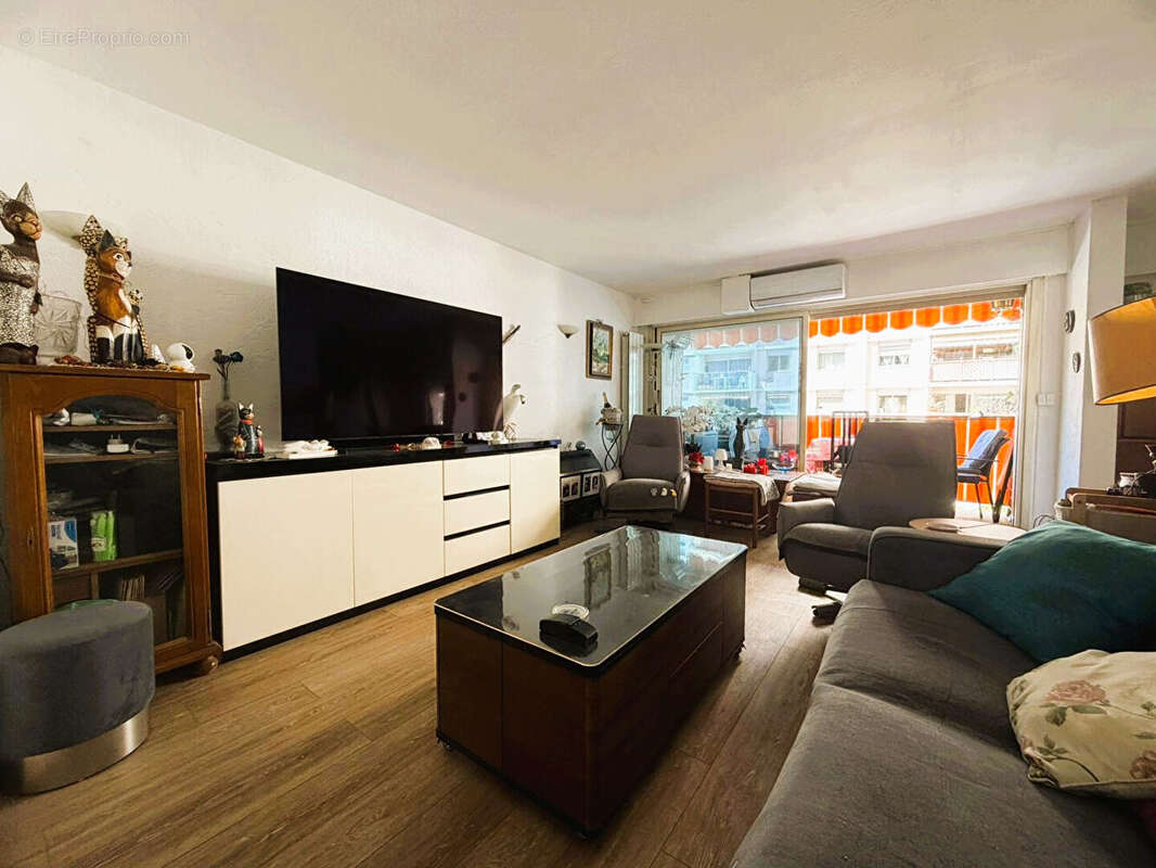 Appartement à CAGNES-SUR-MER