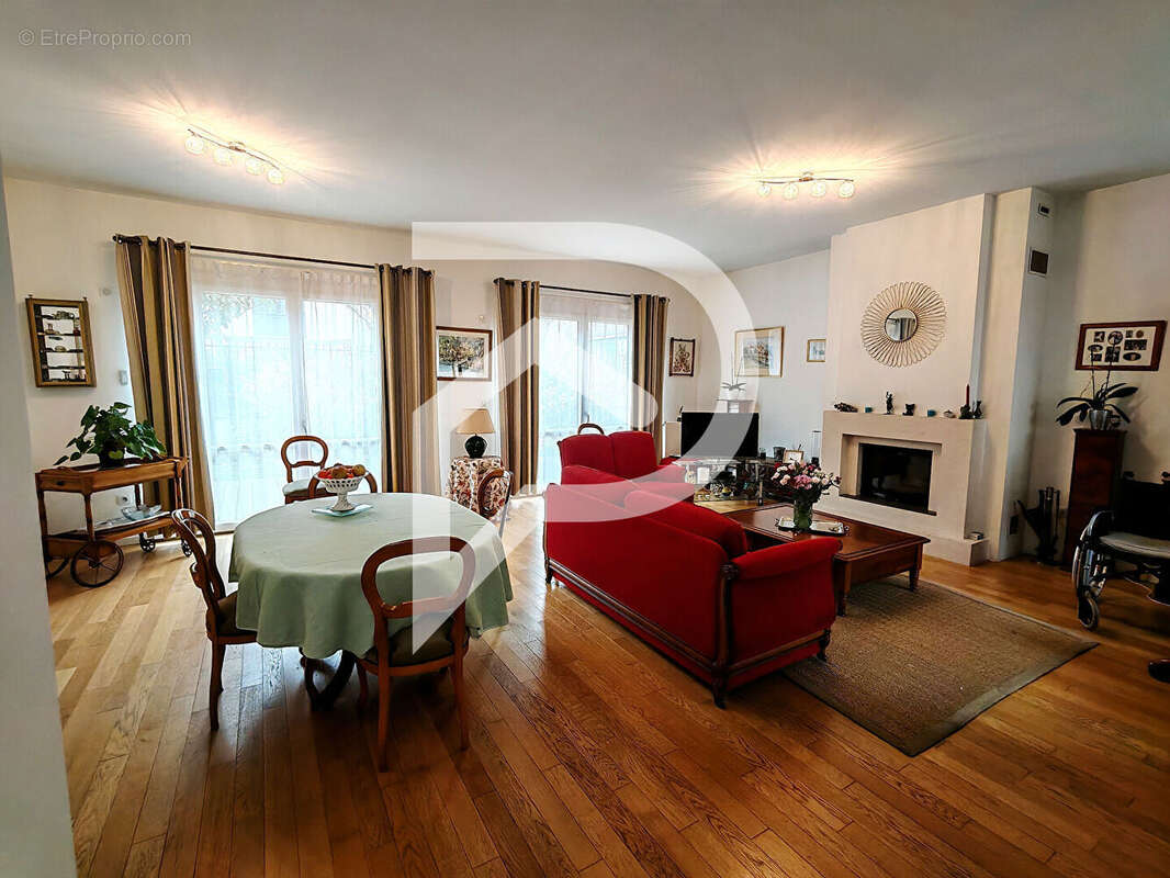 Maison à L&#039;ISLE-ADAM