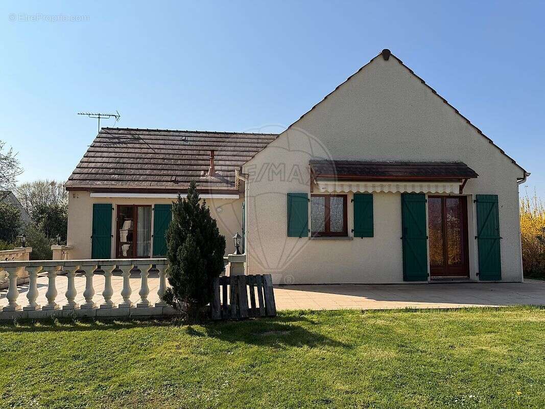 Maison à VILLEBLEVIN