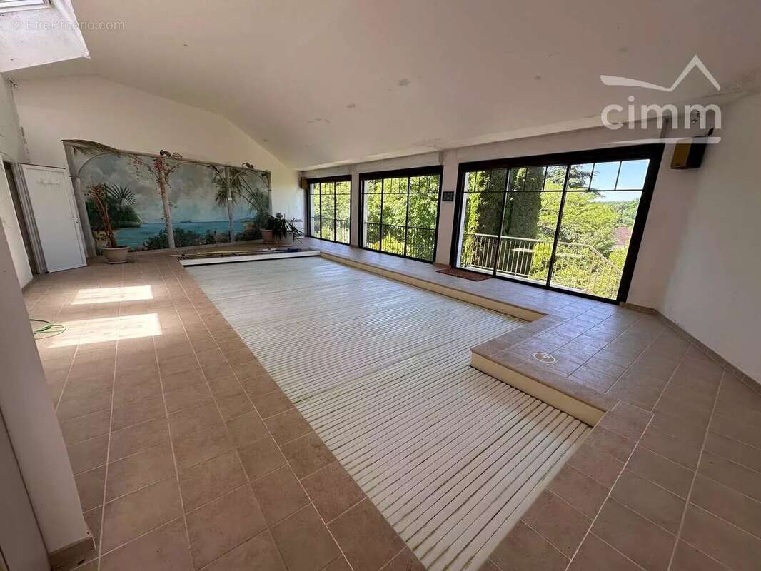 Maison à MONTHOU-SUR-CHER