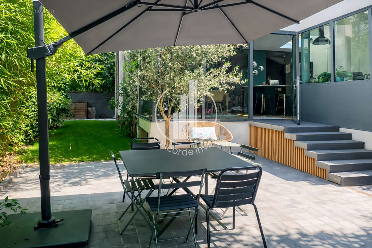 Maison à BOIS-COLOMBES