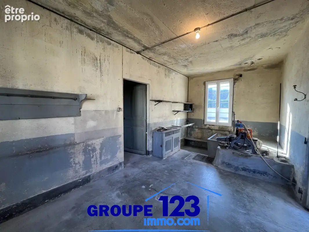 Auxerre - Maison de 81 m2 - T5 - photo 14