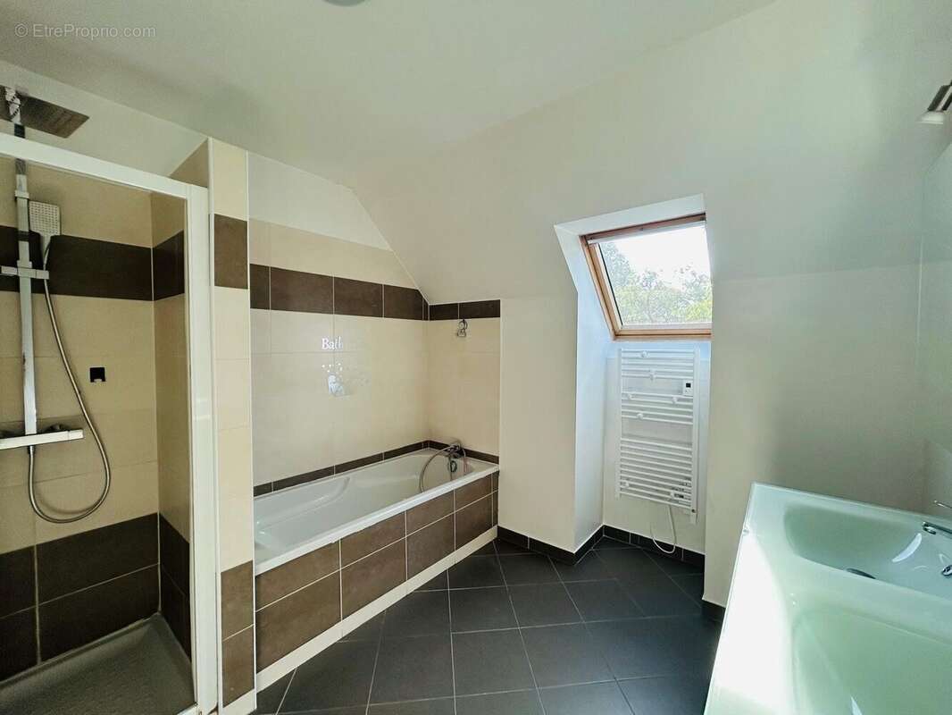 Maison 140 m² à Choisy-Au-Bac  - photo 8