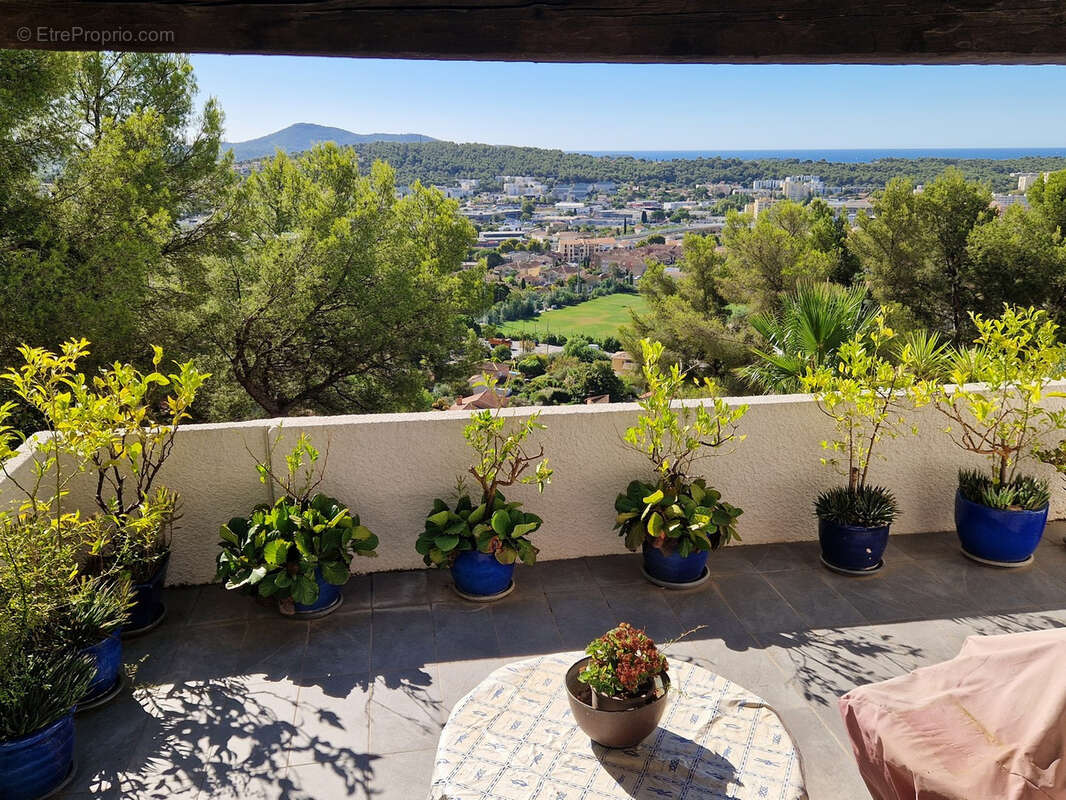 Maison à LA VALETTE-DU-VAR