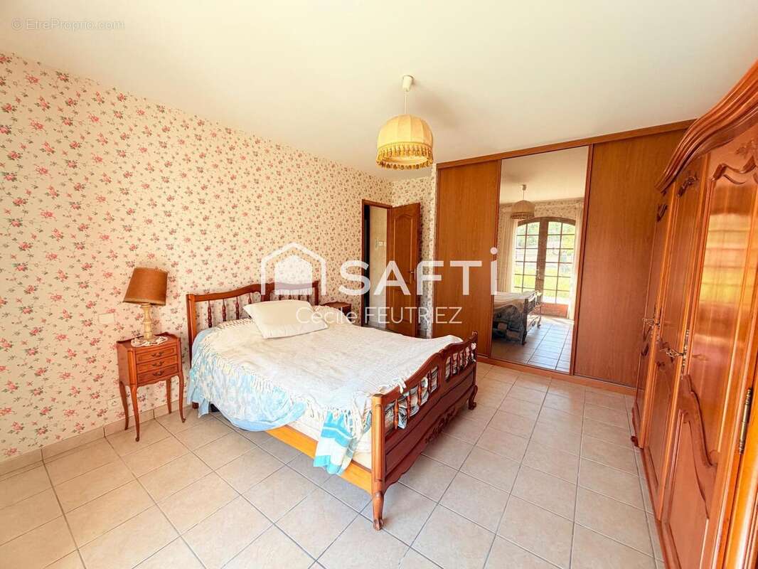 Maison 130 m² à Le Pizou  - photo 7