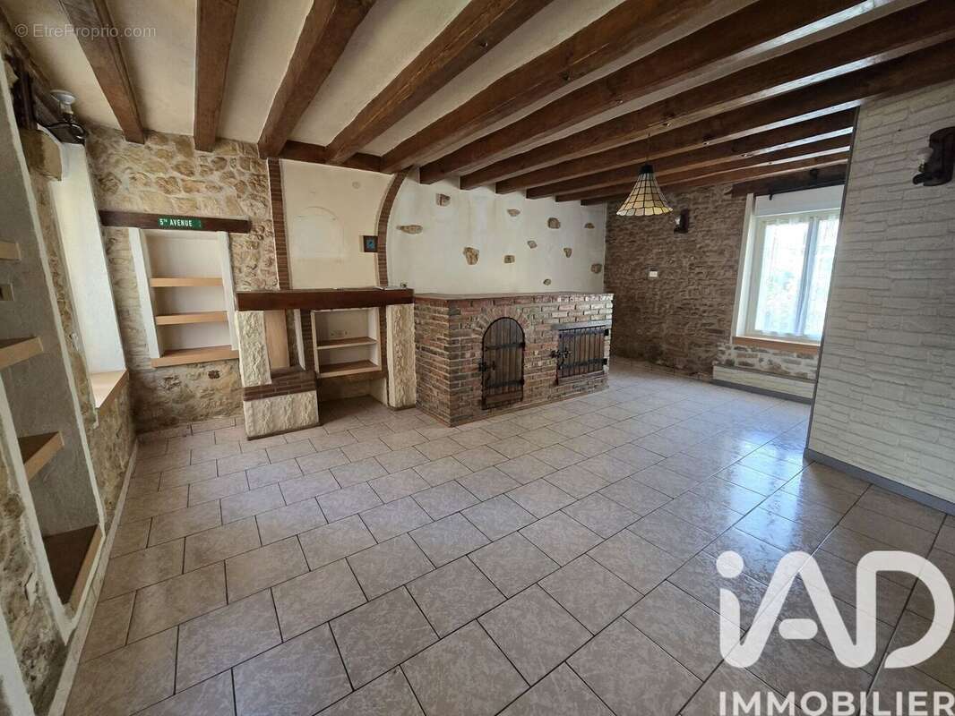 Photo 2 - Maison à BUZANCAIS