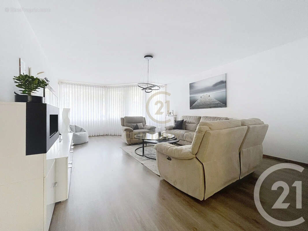 Appartement à VAULX-EN-VELIN