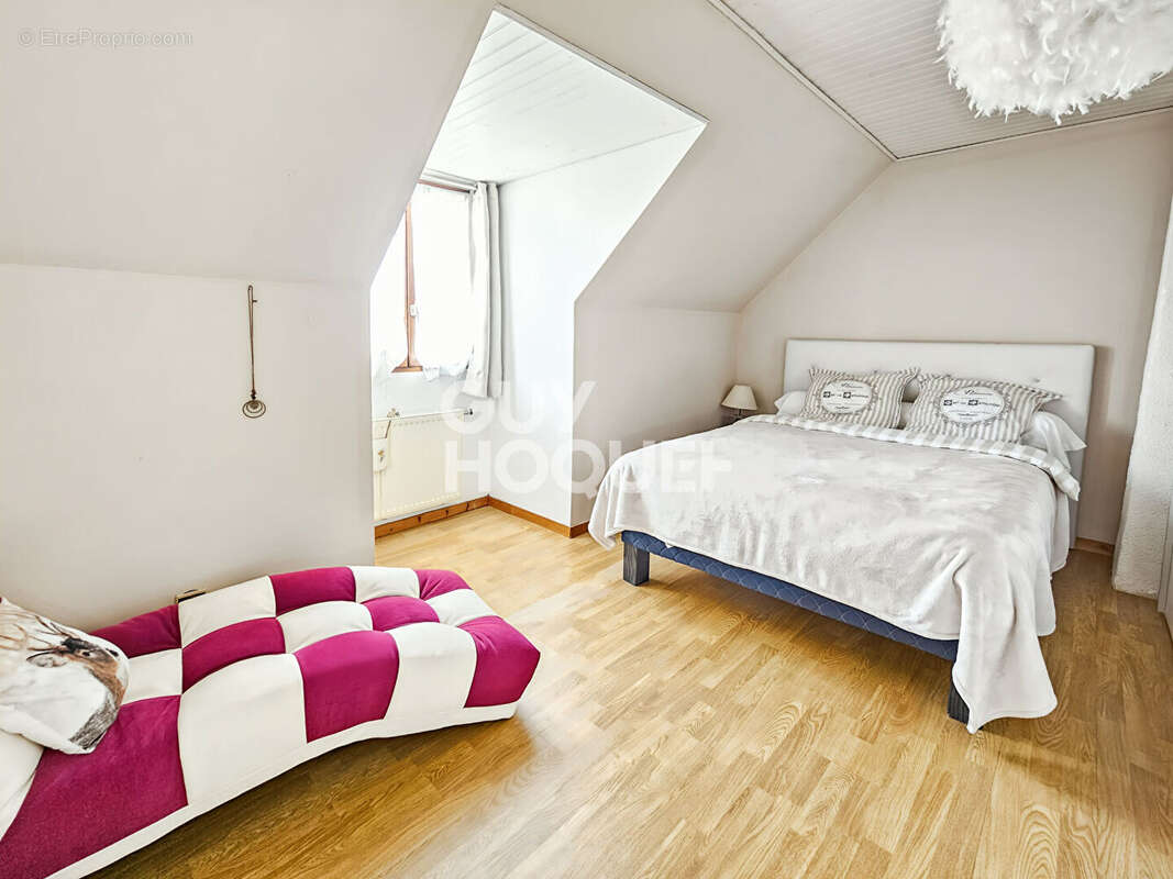 Maison à MARLES-EN-BRIE