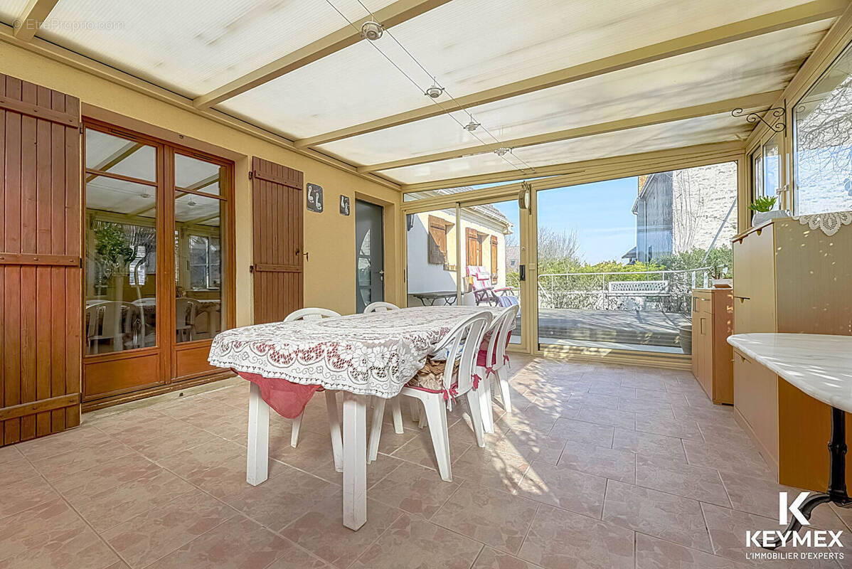 Maison à CHAMPAGNE-SUR-OISE