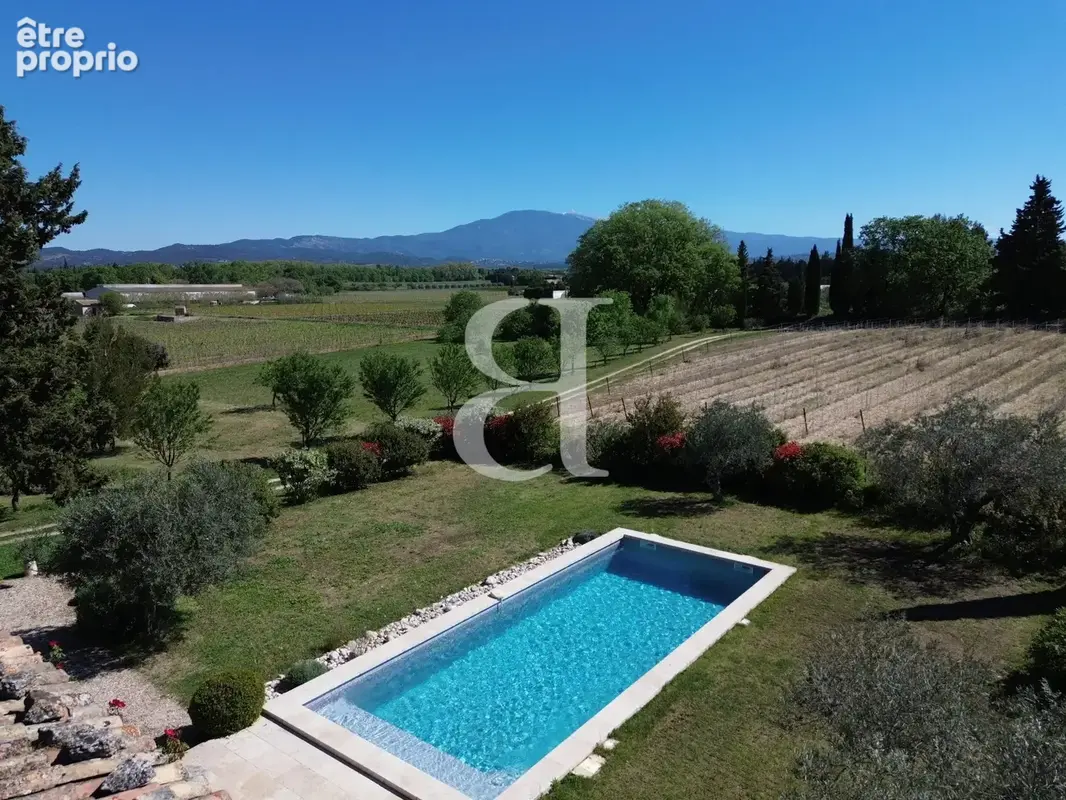 Maison 300 m² à Carpentras  - photo 2