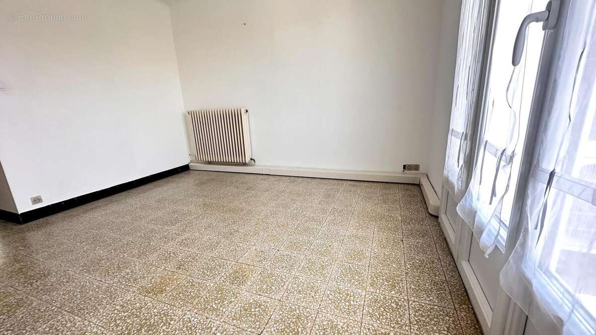 Photo 5 - Appartement à SORGUES