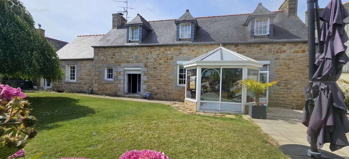 Maison à CAVAN