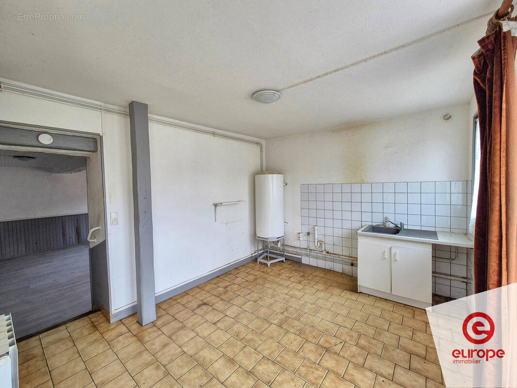 Maison à SAINTE-MAGNANCE