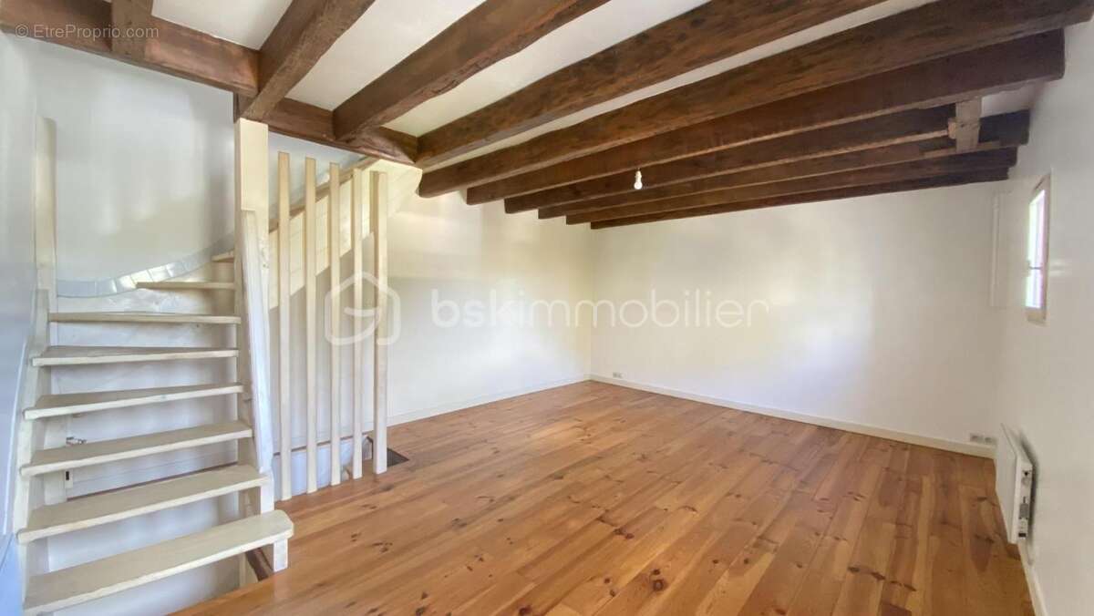NANTES - Quartier St Jacques - Maison de ville d'env. 59m² - photo 2