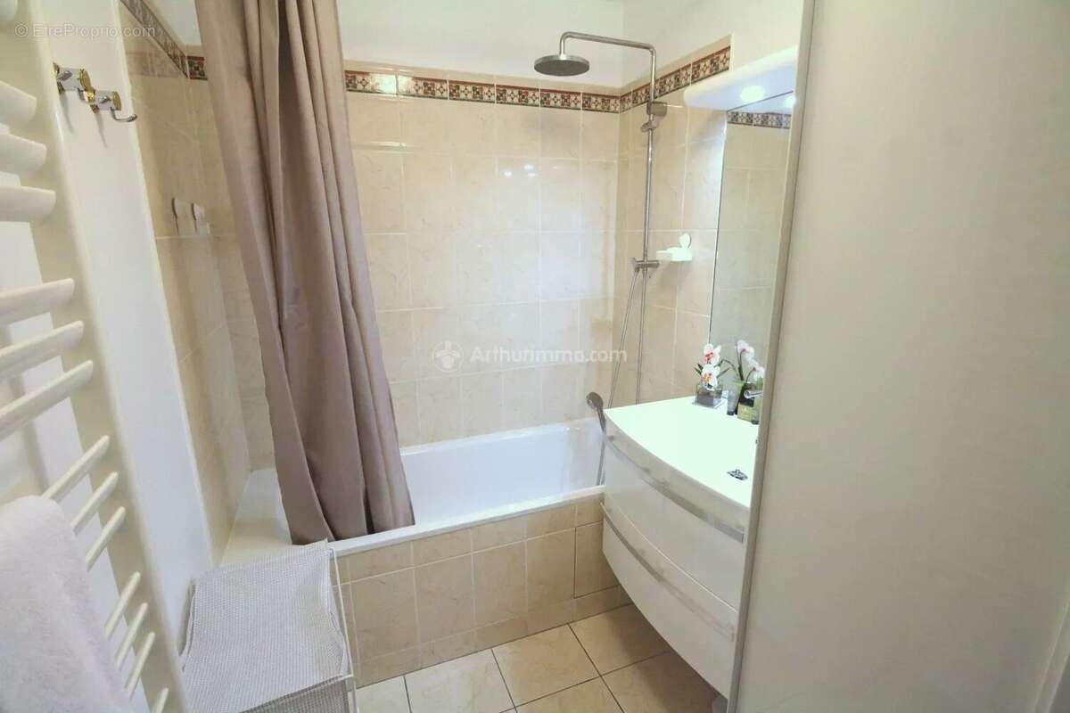 Appartement à SERRIS