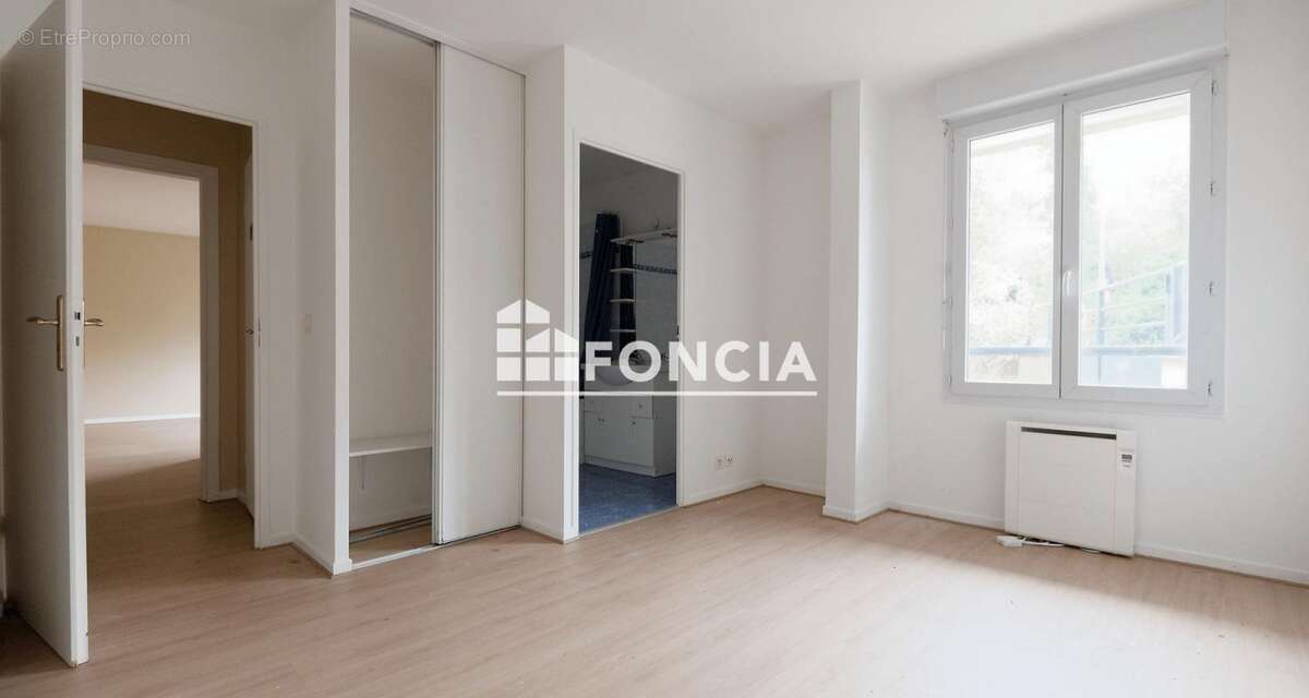 Appartement à ATHIS-MONS