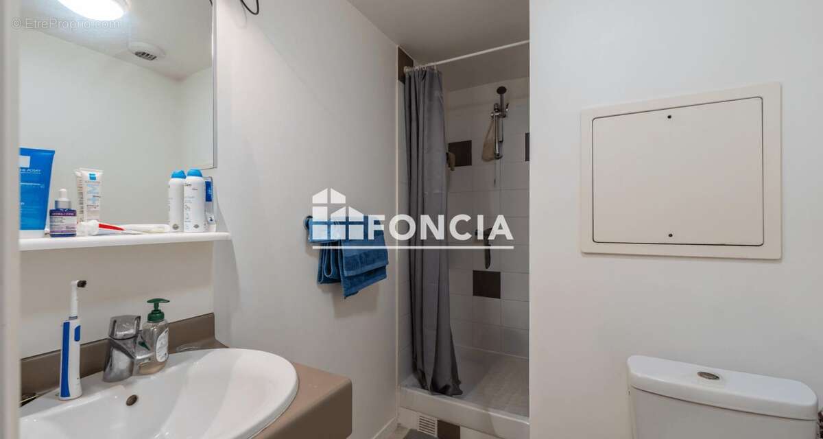 Appartement à PARIS-19E