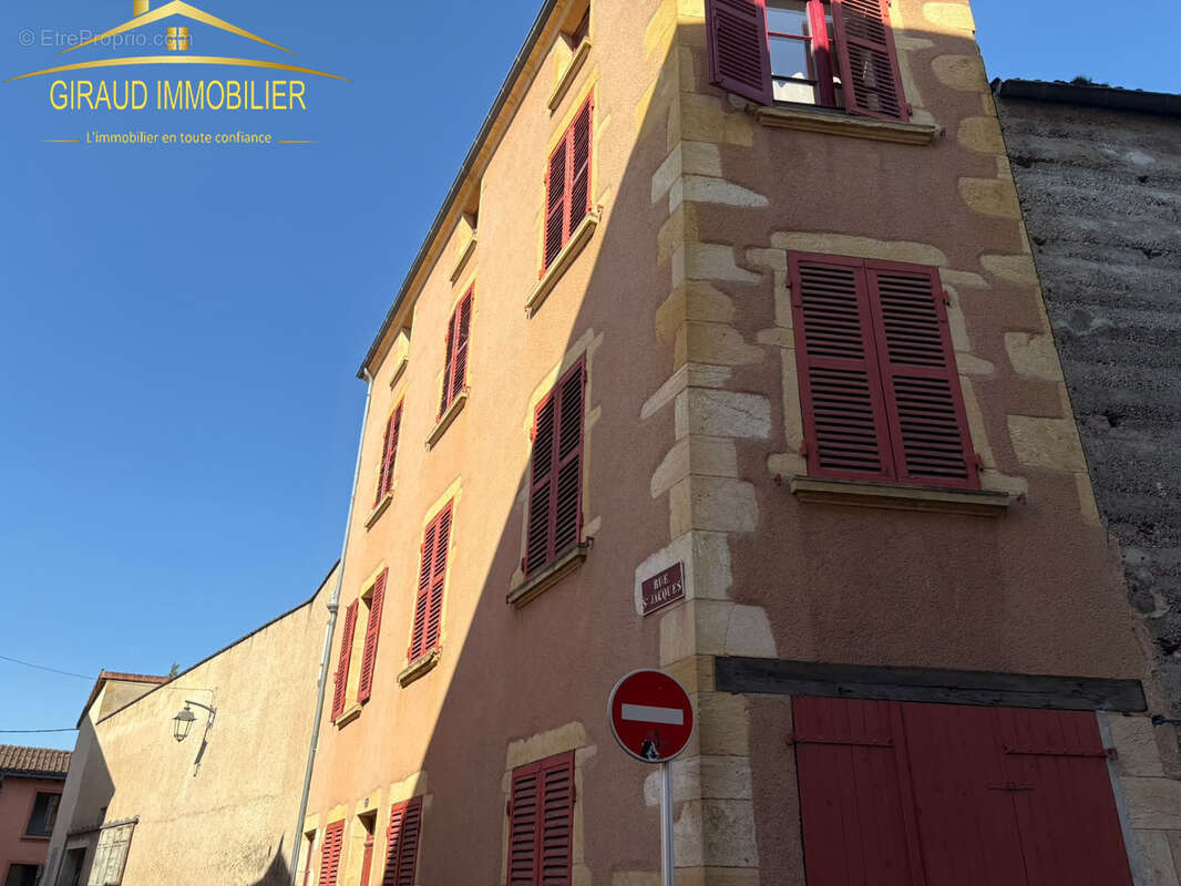 Immmeuble investissement locatif charlieu - photo 11