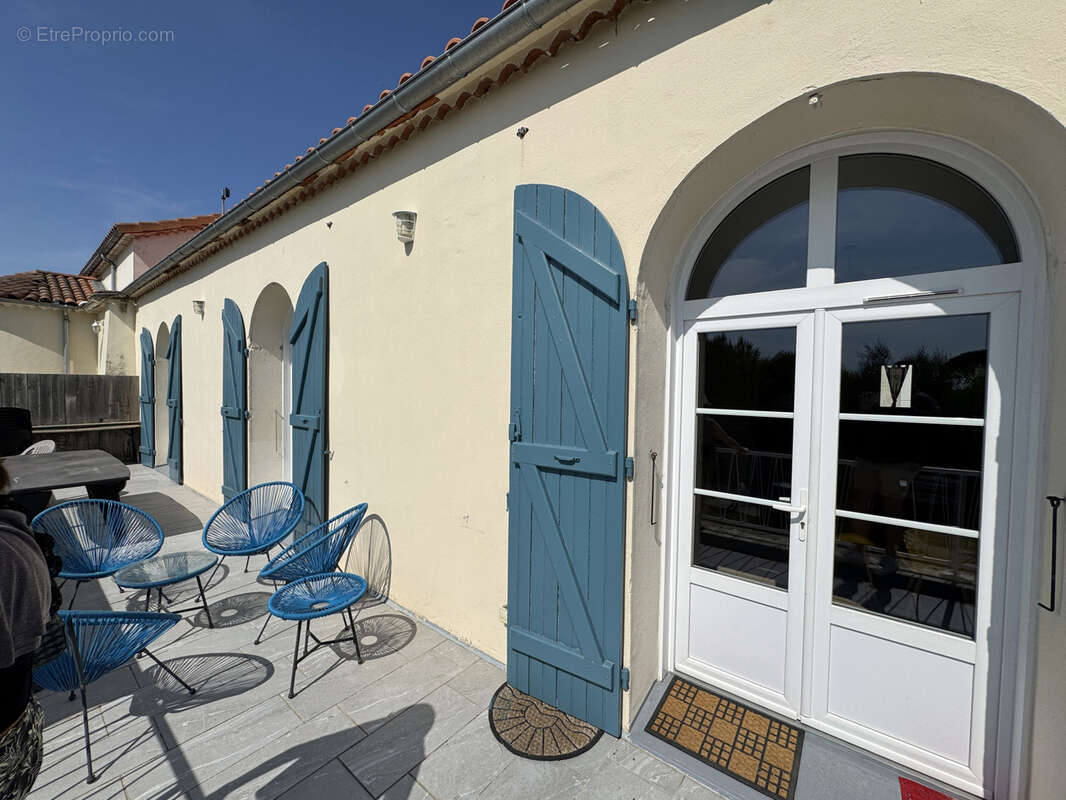 Appartement 100 m2 environ à Meschers/Gironde - photo 12