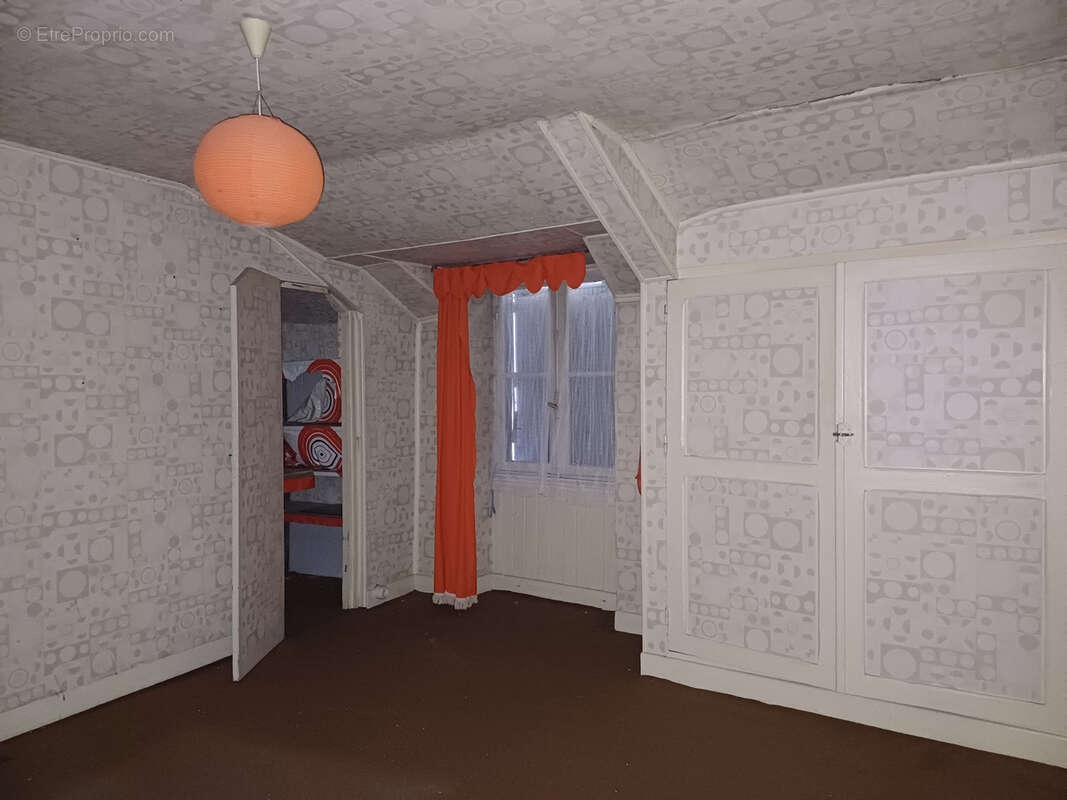 Maison à VILLEFRANCHE-DE-ROUERGUE