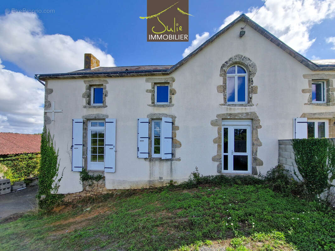 Maison à BRESSUIRE