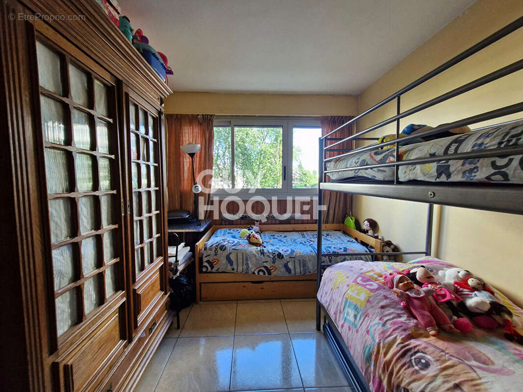 Appartement à FONTENAY-SOUS-BOIS