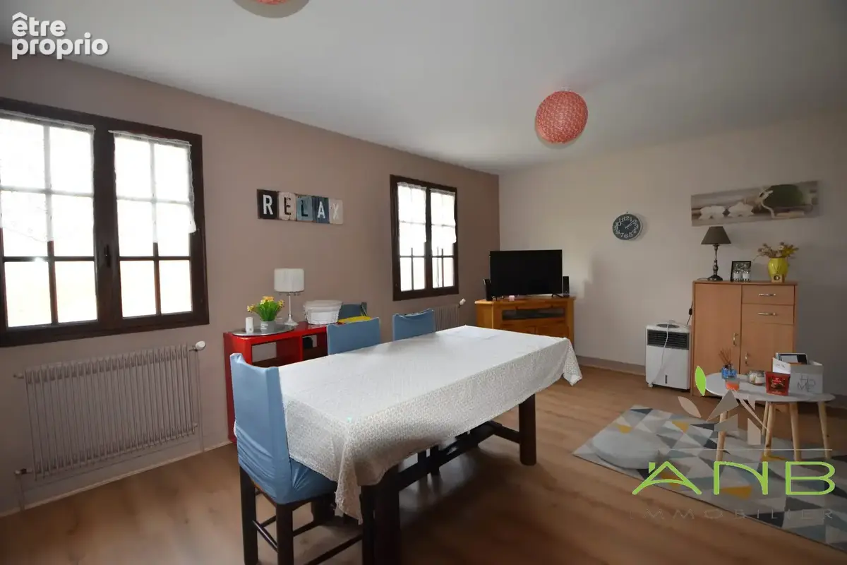 Maison 5 pièces 103 m² à vendre à Marillac-Le-Franc (16110) - photo 7