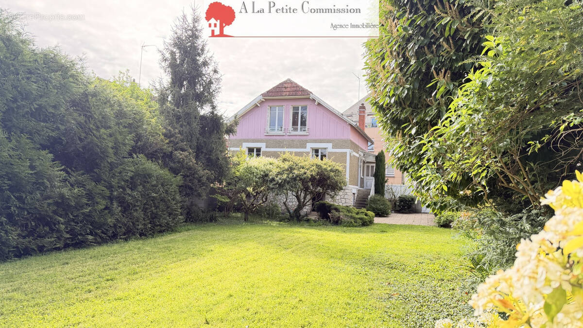Maison à CHARTRES