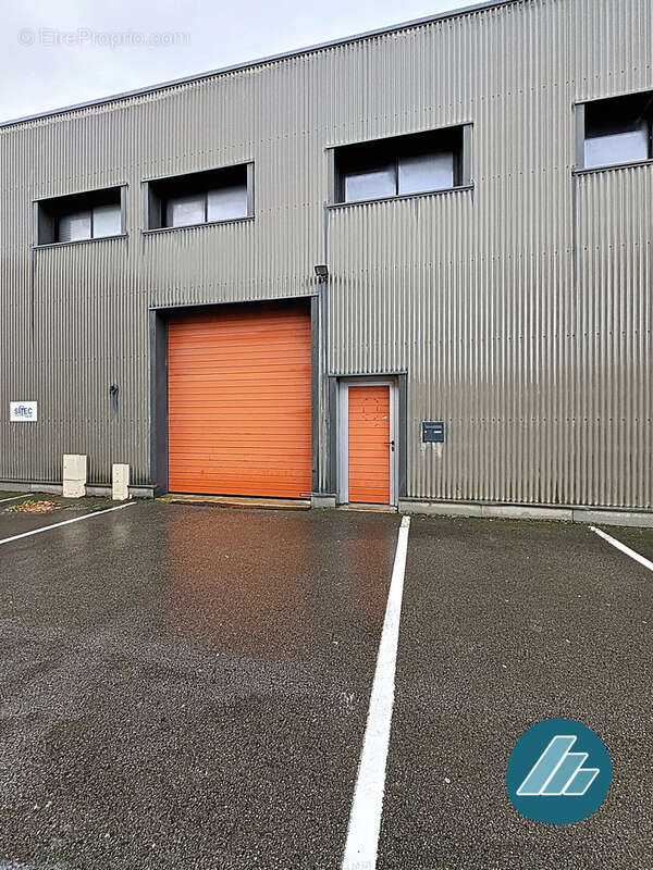 Commerce à VAUCHELLES-LES-QUESNOY